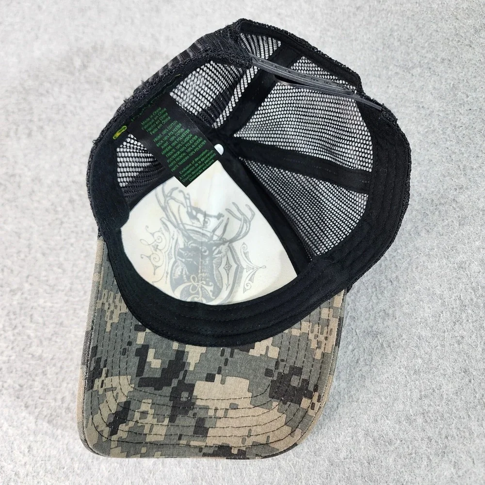JOHN DEERE Digital Camo Snapback Hat Adult Green Black Mesh Silver Badge Cap